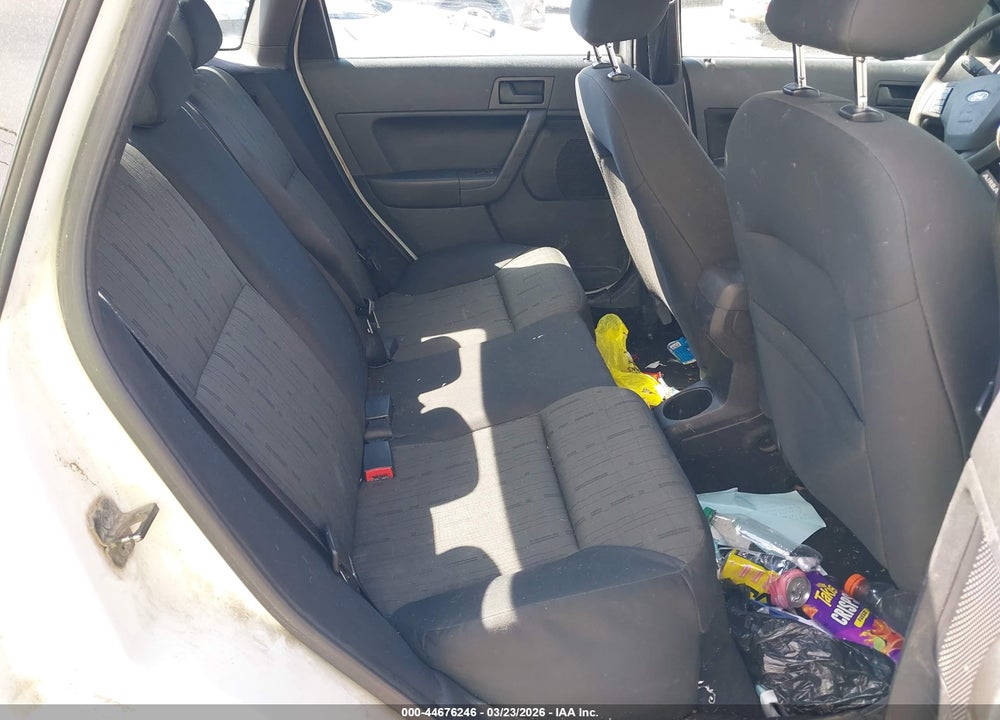 2010 FORD FOCUS SE VIN: 1FAHP3FNXAW173368