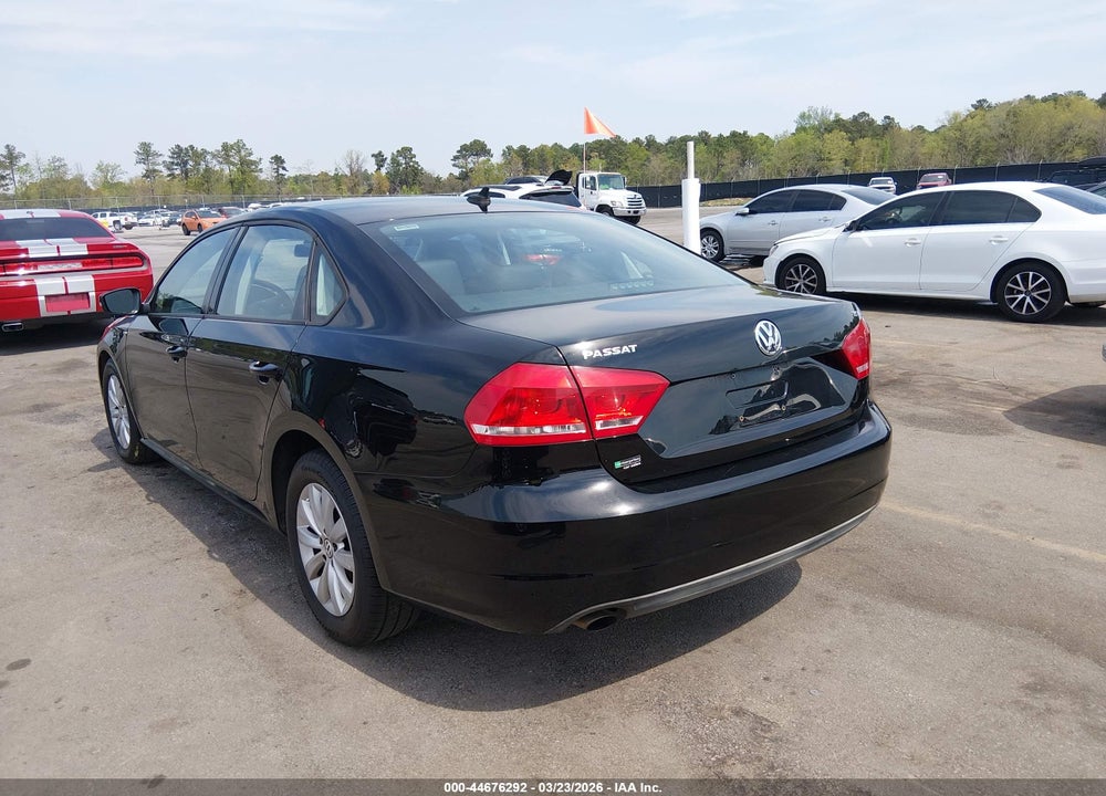 2015 VOLKSWAGEN PASSAT 1.8T WOLFSBURG EDITION VIN: 1VWAT7A3XFC055461