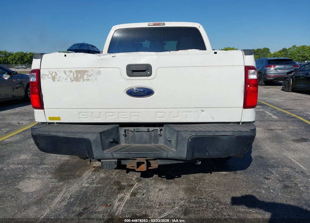 2015 FORD F-250 XL VIN: 1FT7W2BT4FEA38102
