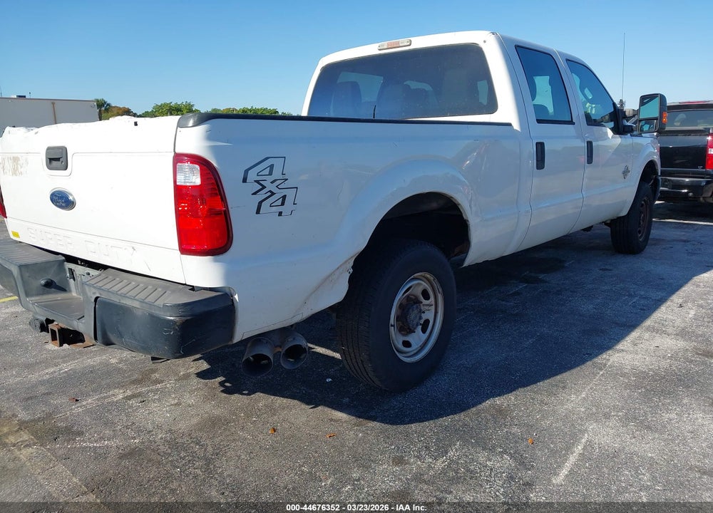 2015 FORD F-250 XL VIN: 1FT7W2BT4FEA38102