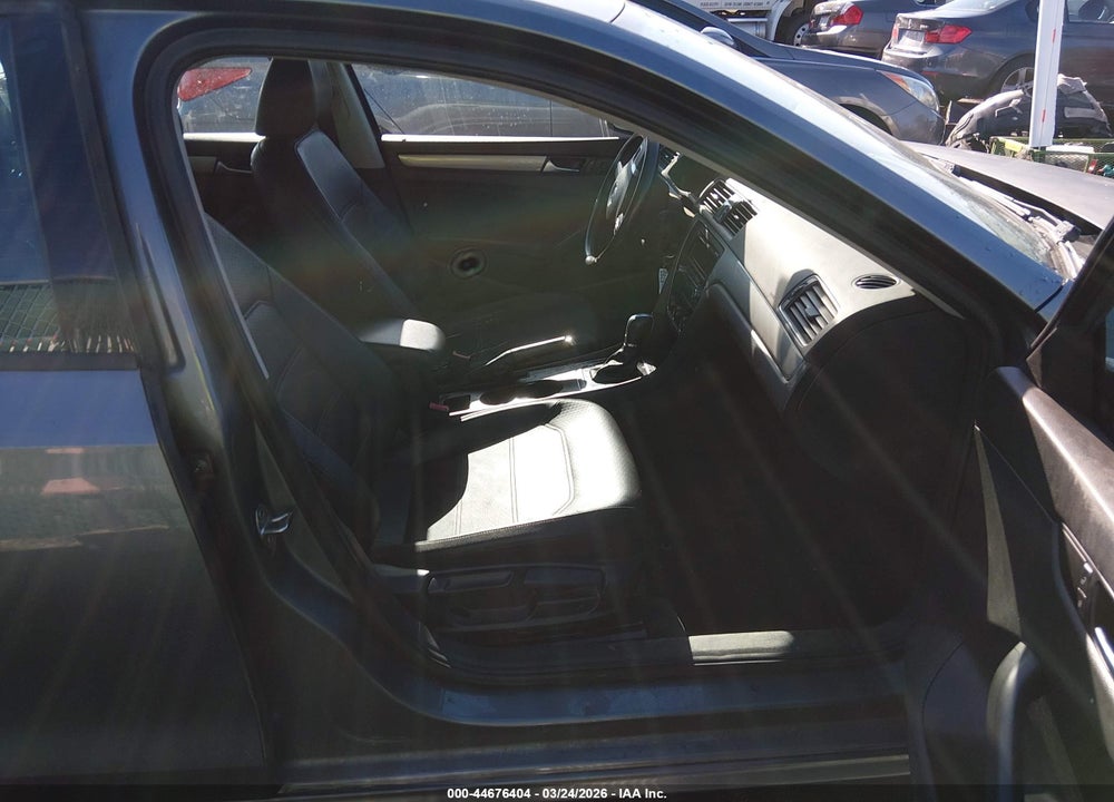 2015 VOLKSWAGEN PASSAT 1.8T WOLFSBURG EDITION VIN: 1VWAT7A33FC017196