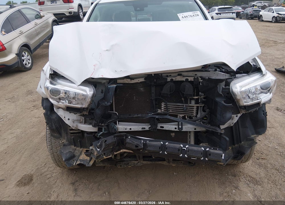 2019 TOYOTA TACOMA SR V6 VIN: 3TMCZ5AN4KM272383