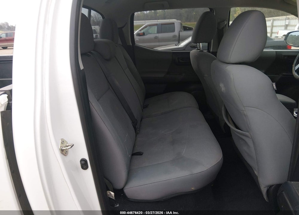 2019 TOYOTA TACOMA SR V6 VIN: 3TMCZ5AN4KM272383