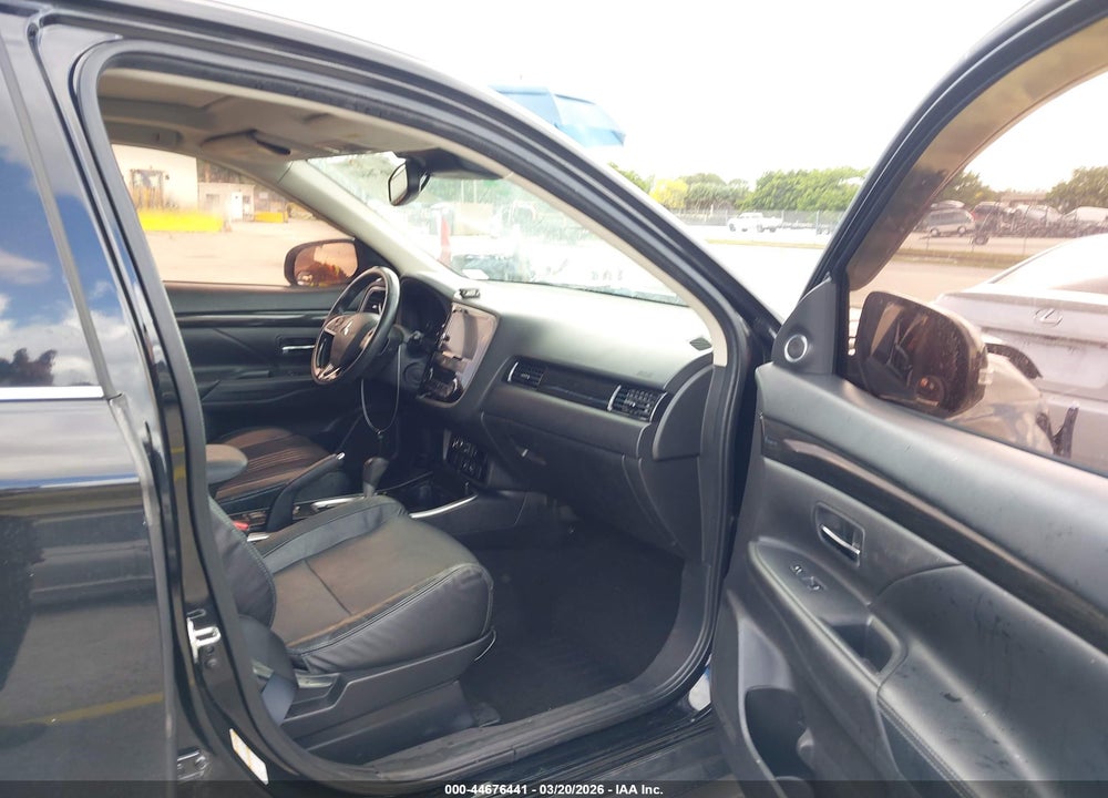 2017 MITSUBISHI OUTLANDER SEL VIN: JA4AD3A37HZ029984