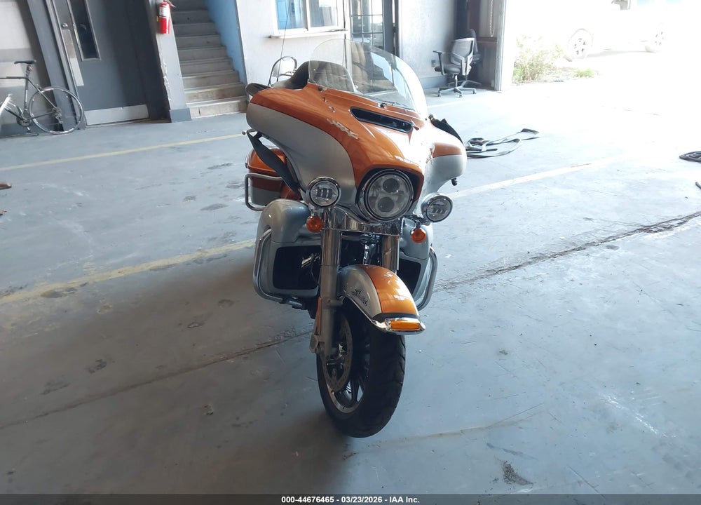 2014 HARLEY-DAVIDSON FLHTK ELECTRA GLIDE ULTRA LTD VIN: 1HD1KEL16EB648694