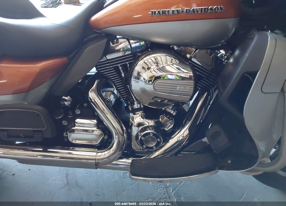 2014 HARLEY-DAVIDSON FLHTK ELECTRA GLIDE ULTRA LTD VIN: 1HD1KEL16EB648694