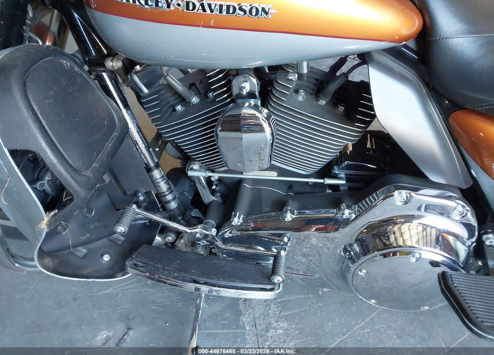 2014 HARLEY-DAVIDSON FLHTK ELECTRA GLIDE ULTRA LTD VIN: 1HD1KEL16EB648694