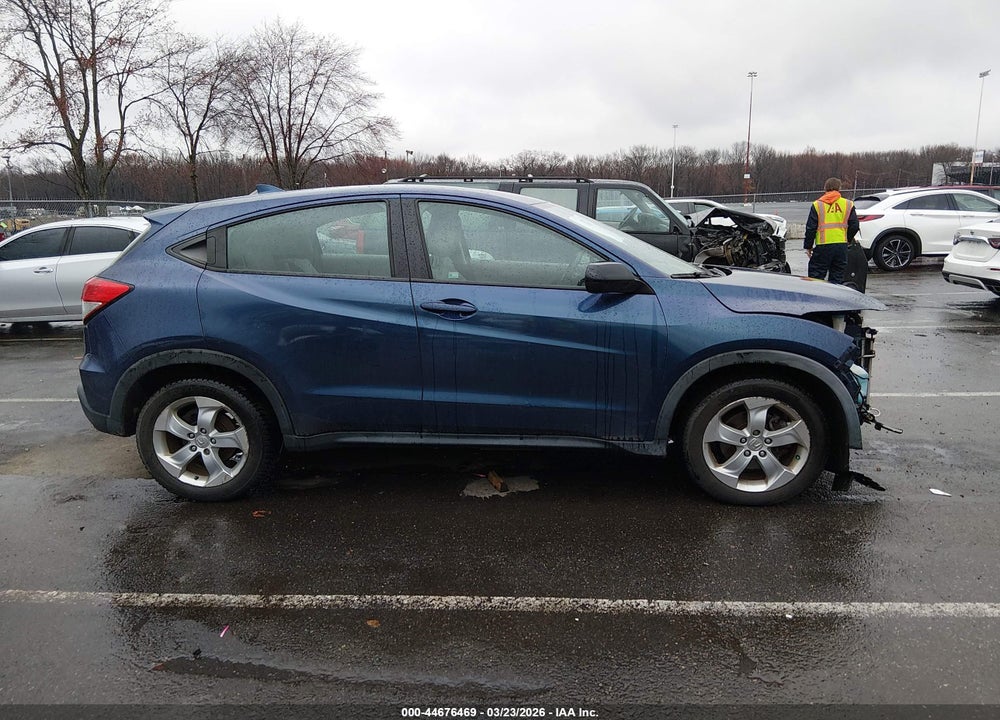 2016 HONDA HR-V LX VIN: 3CZRU6H34GM715653