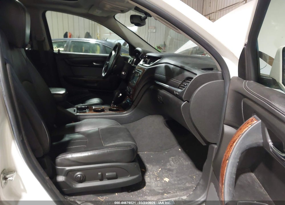 2013 CHEVROLET TRAVERSE LTZ VIN: 1GNKRLKD8DJ102587