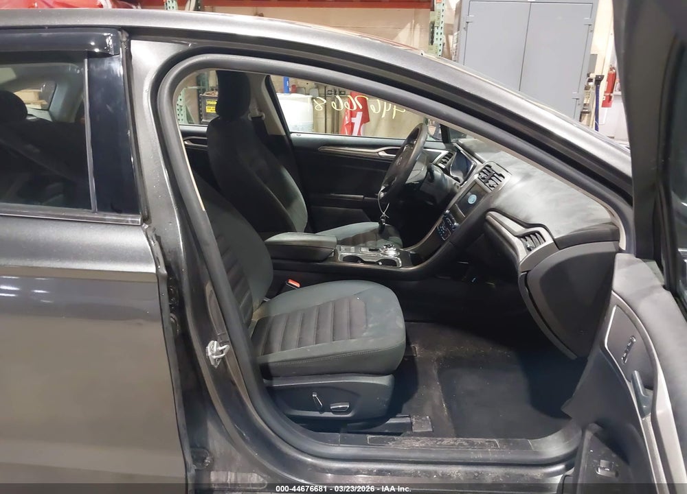 2017 FORD FUSION SE VIN: 3FA6P0HD2HR393949