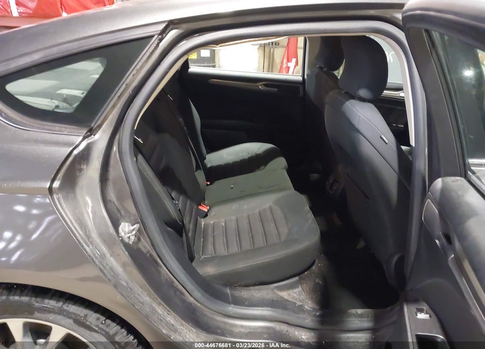 2017 FORD FUSION SE VIN: 3FA6P0HD2HR393949