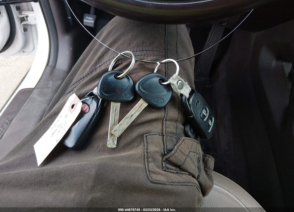2015 HYUNDAI TUCSON SE VIN: KM8JU3AG3FU113105
