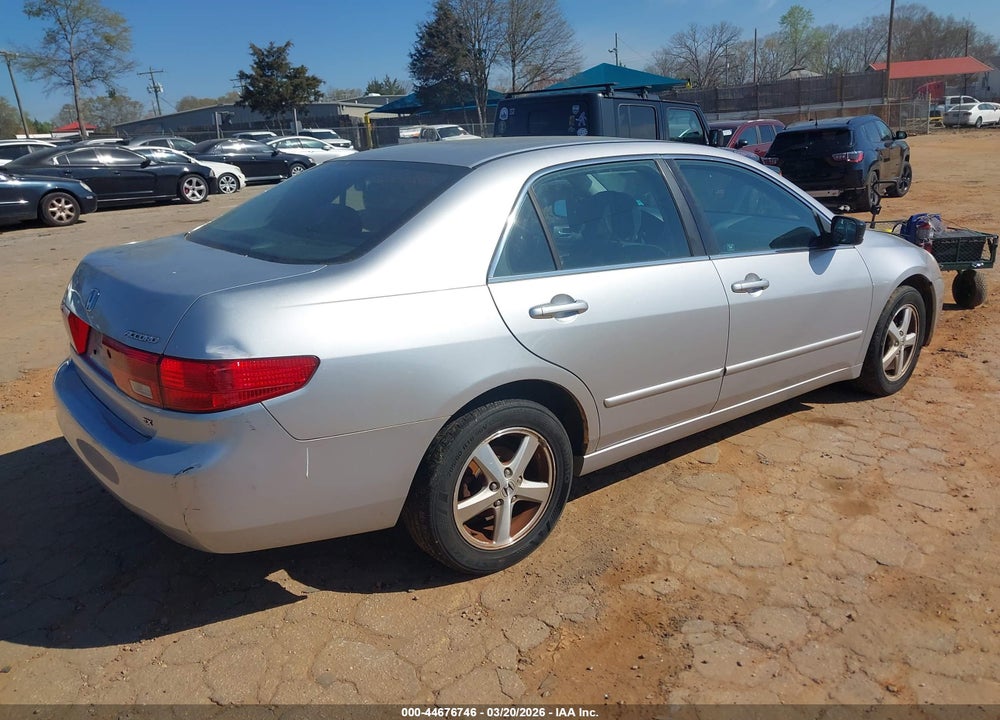 2005 HONDA ACCORD 2.4 EX VIN: 1HGCM567X5A176382