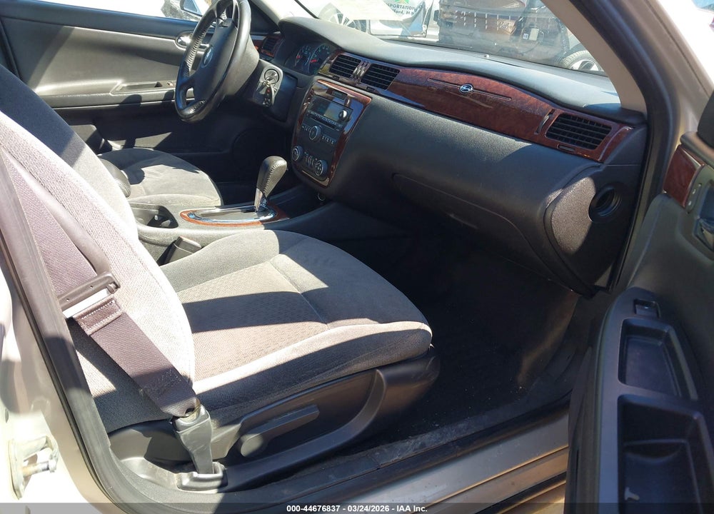 2011 CHEVROLET IMPALA LT VIN: 2G1WG5EK4B1261371