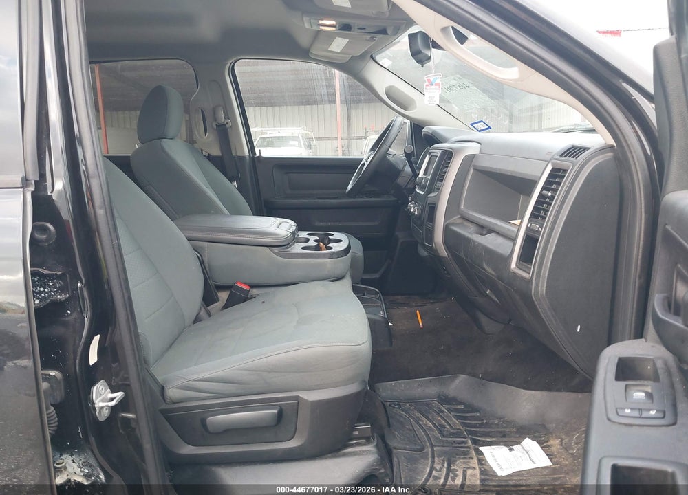 2016 RAM 1500 ST VIN: 3C6RR6KT6GG171503