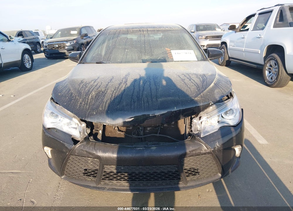 2015 TOYOTA CAMRY SE VIN: 4T1BF1FK2FU923812