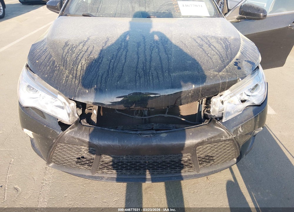 2015 TOYOTA CAMRY SE VIN: 4T1BF1FK2FU923812
