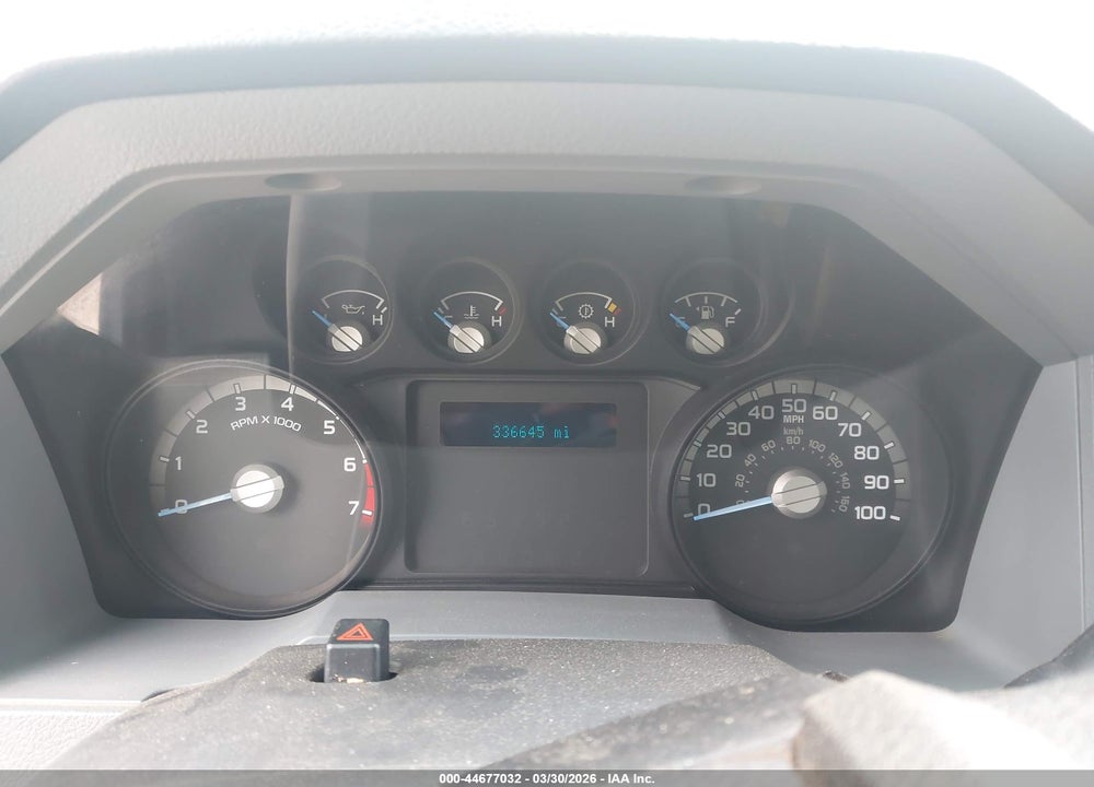 2014 FORD F-250 XL VIN: 1FTBF2A69EEB57302