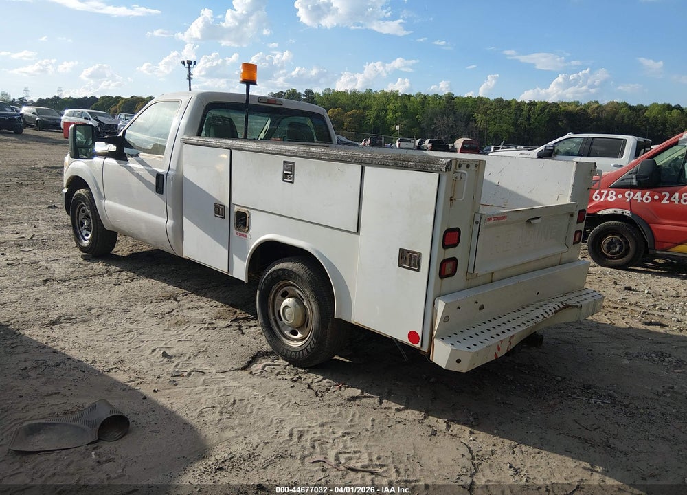 2014 FORD F-250 XL VIN: 1FTBF2A69EEB57302