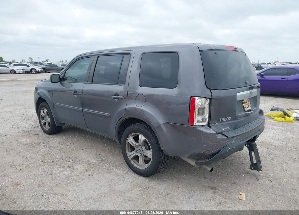 2015 HONDA PILOT EX-L VIN: 5FNYF3H55FB011962