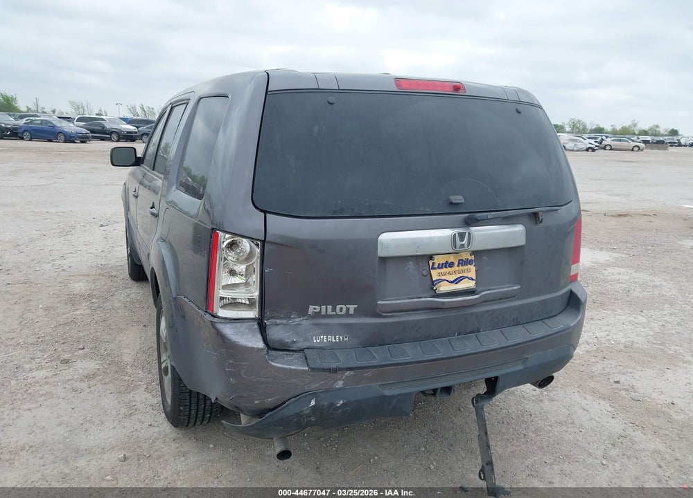 2015 HONDA PILOT EX-L VIN: 5FNYF3H55FB011962