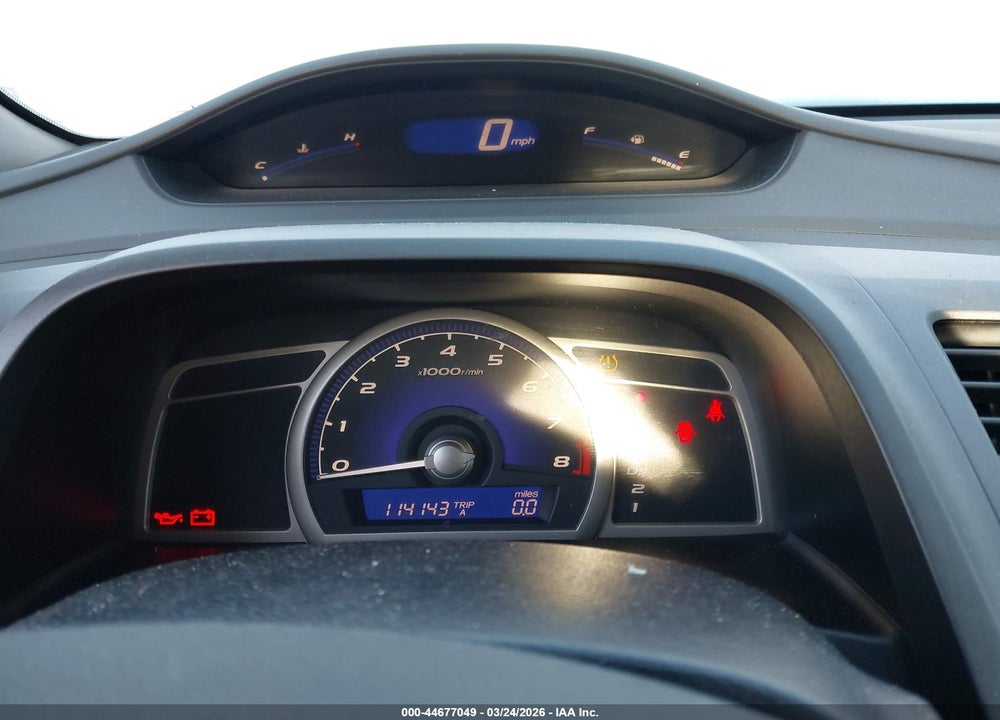 2010 HONDA CIVIC LX VIN: 19XFA1F59AE037959