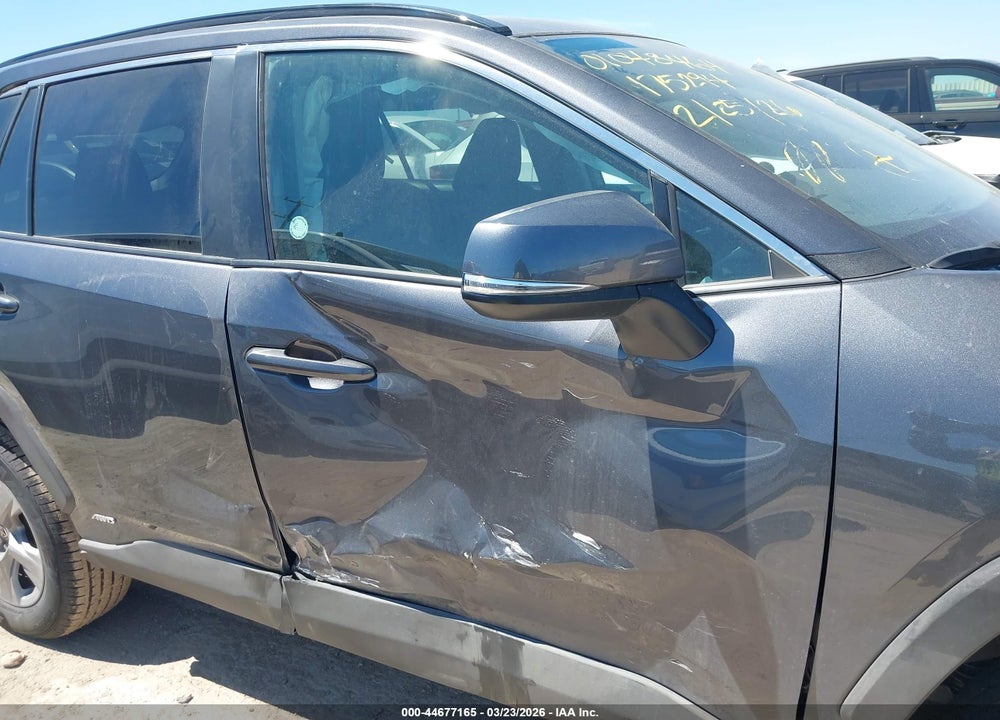 2025 TOYOTA RAV4 HYBRID XLE VIN: 4T3RWRFV0SU175294