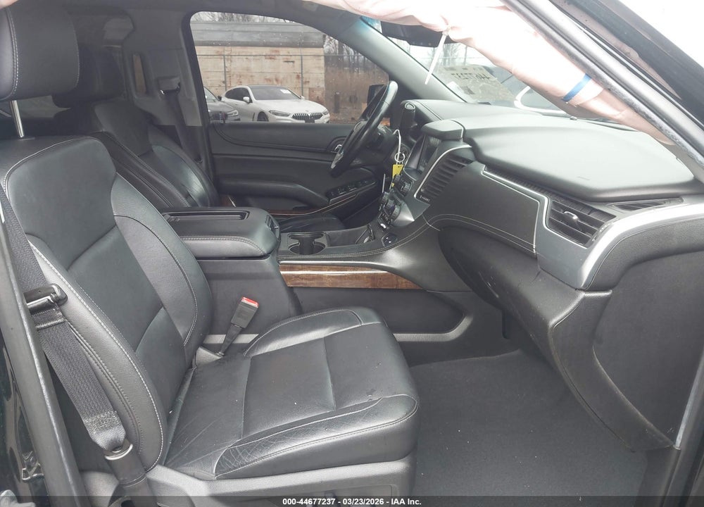 2019 CHEVROLET SUBURBAN LT VIN: 1GNSKHKC6KR212867