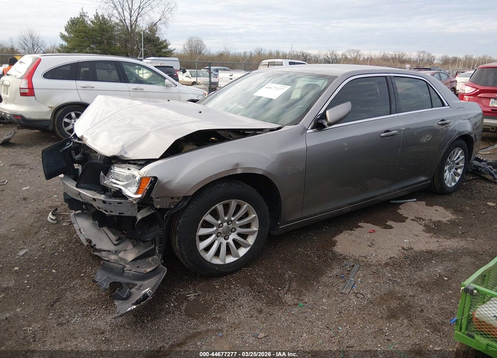 2014 CHRYSLER 300 VIN: 2C3CCAAG3EH255402