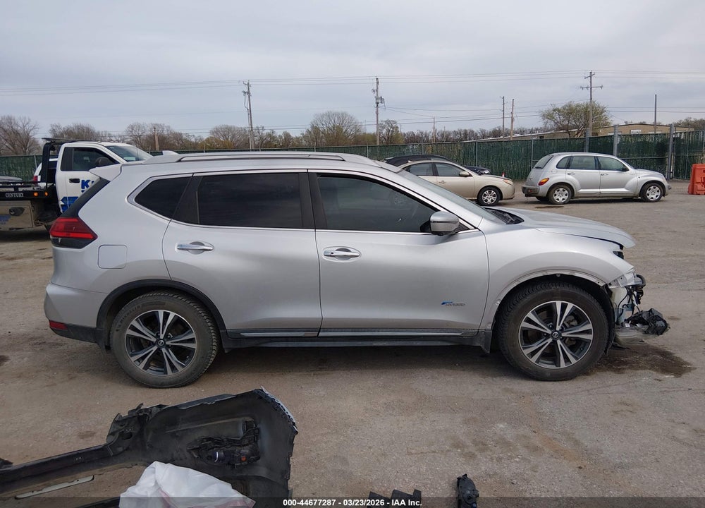 2017 NISSAN ROGUE HYBRID SL VIN: 5N1ET2MT3HC794835