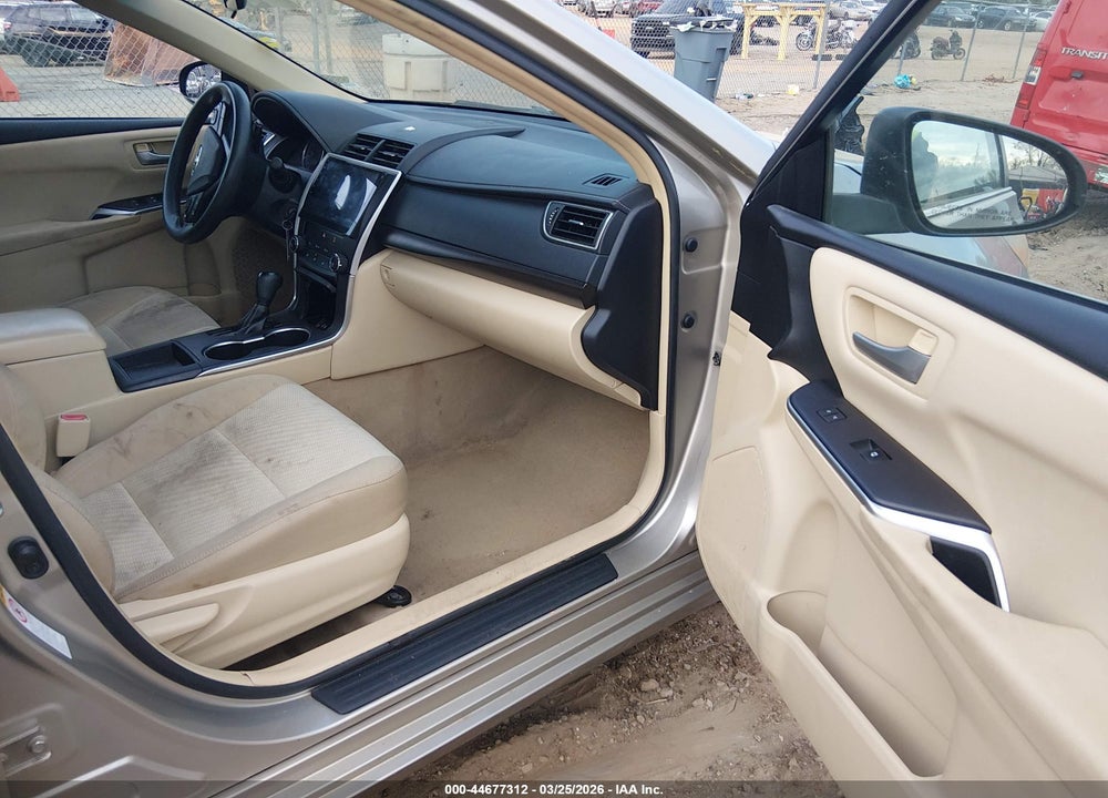 2017 TOYOTA CAMRY LE VIN: 4T1BF1FK8HU417999