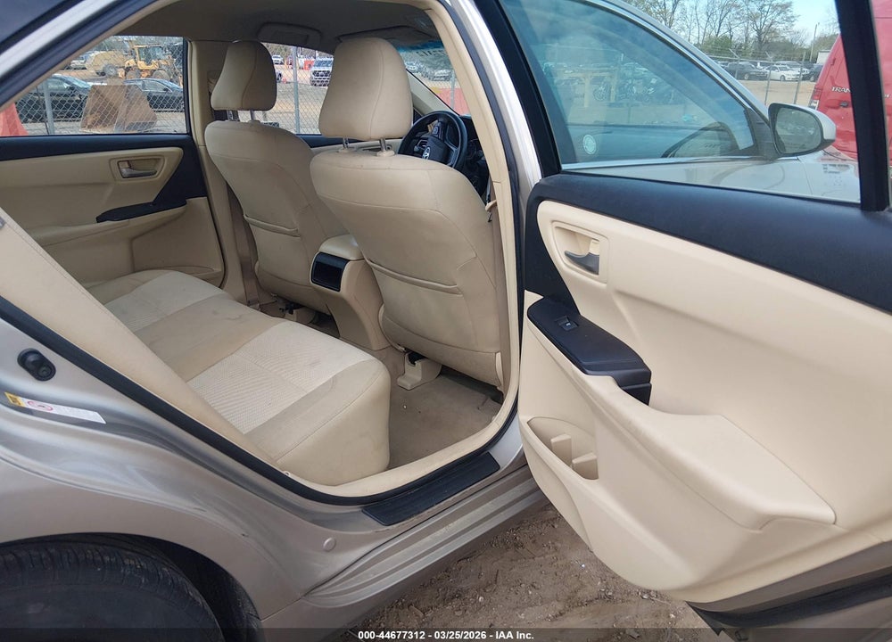 2017 TOYOTA CAMRY LE VIN: 4T1BF1FK8HU417999