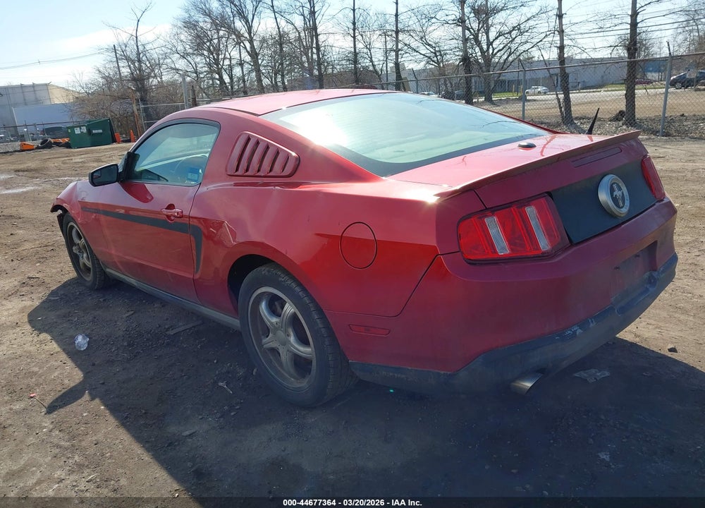 2011 FORD MUSTANG V6 PREMIUM VIN: 1ZVBP8AM0B5119609