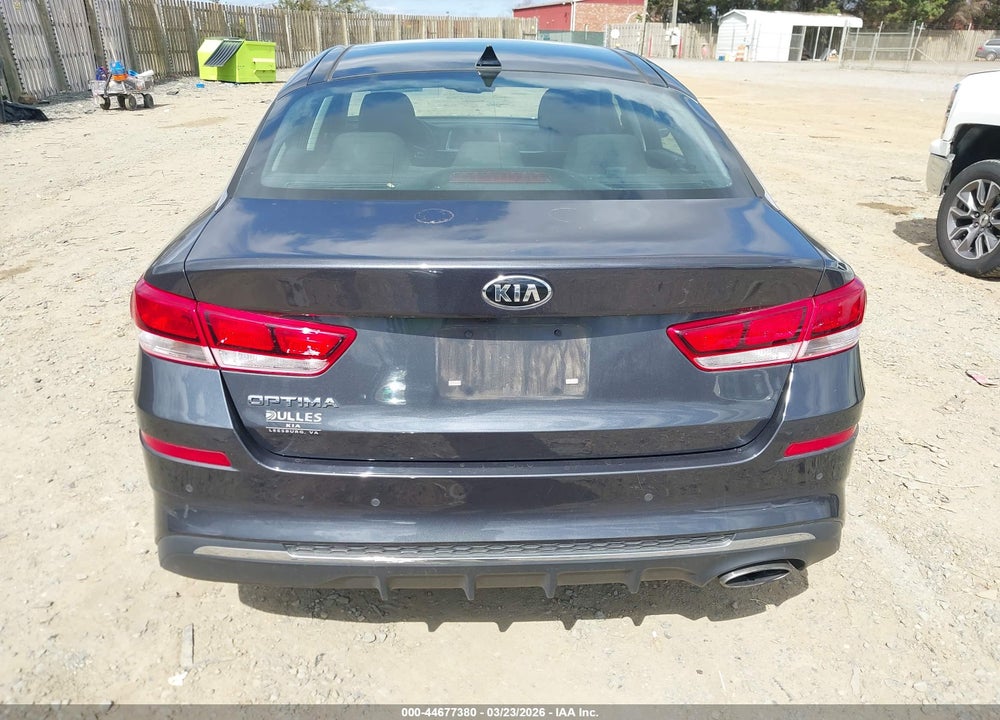 2019 KIA OPTIMA LX VIN: 5XXGT4L33KG325004