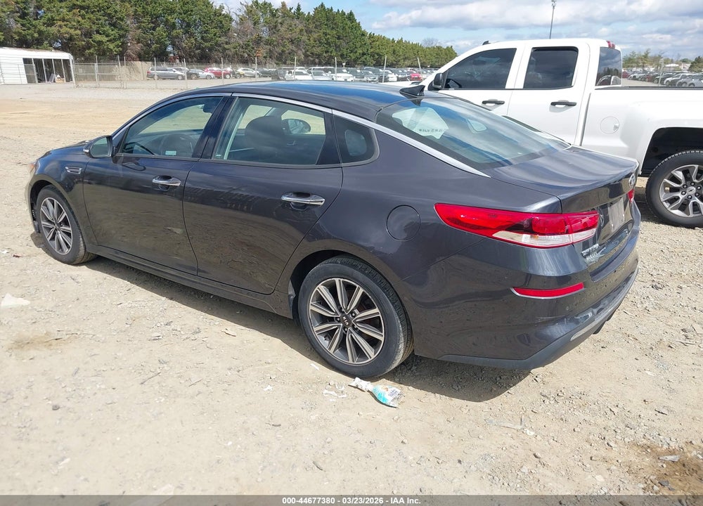 2019 KIA OPTIMA LX VIN: 5XXGT4L33KG325004