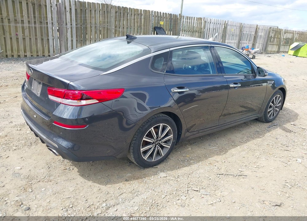 2019 KIA OPTIMA LX VIN: 5XXGT4L33KG325004