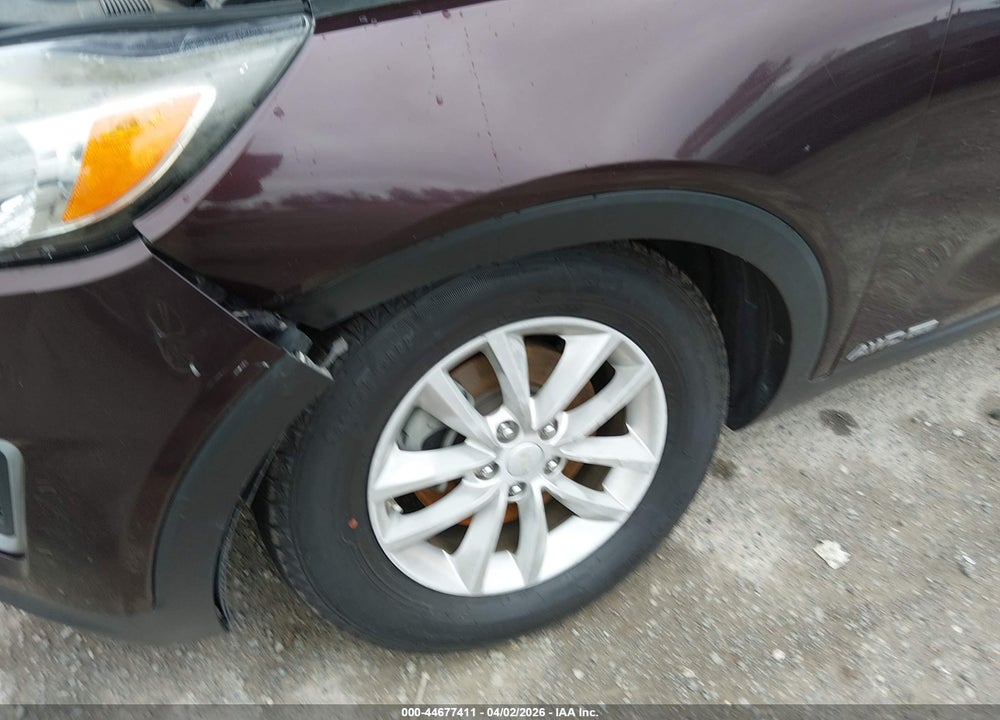 2016 KIA SORENTO 3.3L LX VIN: 5XYPGDA58GG063038