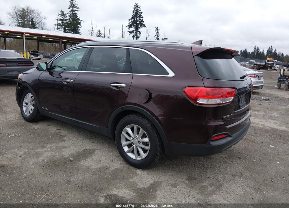 2016 KIA SORENTO 3.3L LX VIN: 5XYPGDA58GG063038