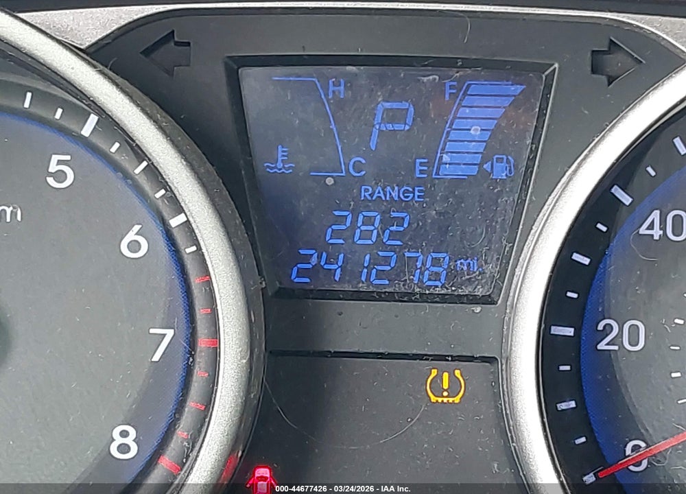 2013 HYUNDAI TUCSON GLS VIN: KM8JU3AC8DU587206
