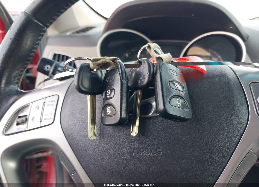 2013 HYUNDAI TUCSON GLS VIN: KM8JU3AC8DU587206