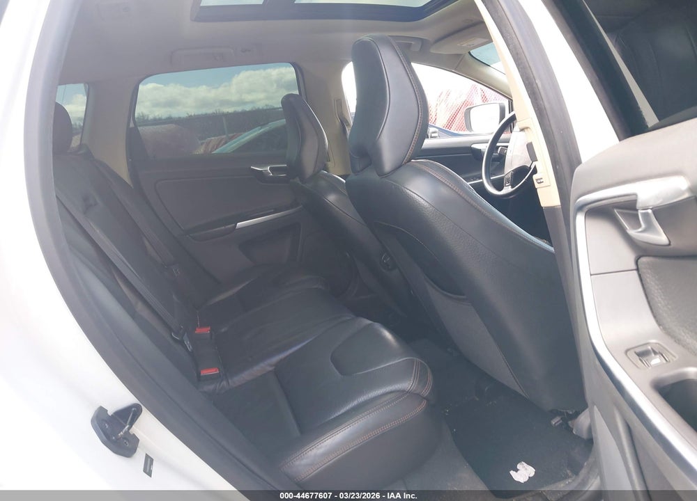 2010 VOLVO XC60 T6/T6 R-DESIGN VIN: YV4992DZ4A2065003