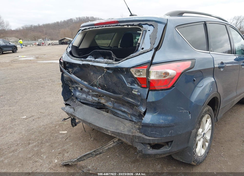 2018 FORD ESCAPE SE VIN: 1FMCU9GD9JUC45898