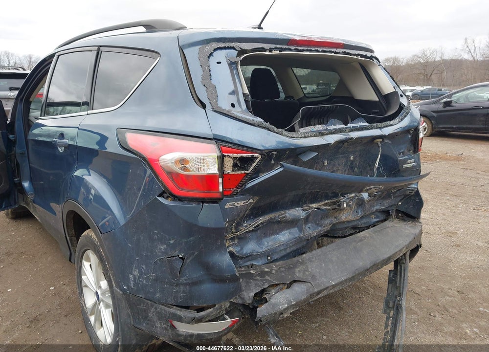 2018 FORD ESCAPE SE VIN: 1FMCU9GD9JUC45898