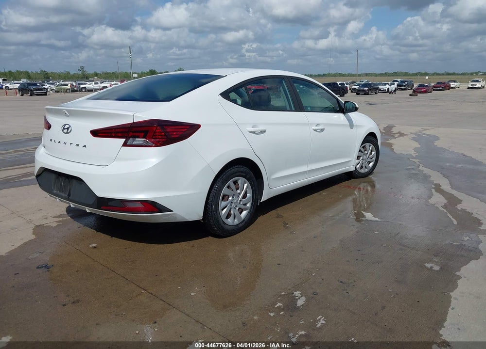 2019 HYUNDAI ELANTRA SE VIN: 5NPD74LF4KH480862
