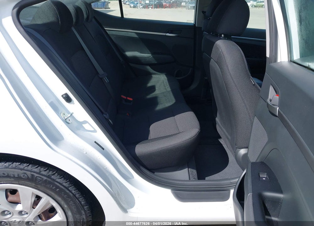 2019 HYUNDAI ELANTRA SE VIN: 5NPD74LF4KH480862