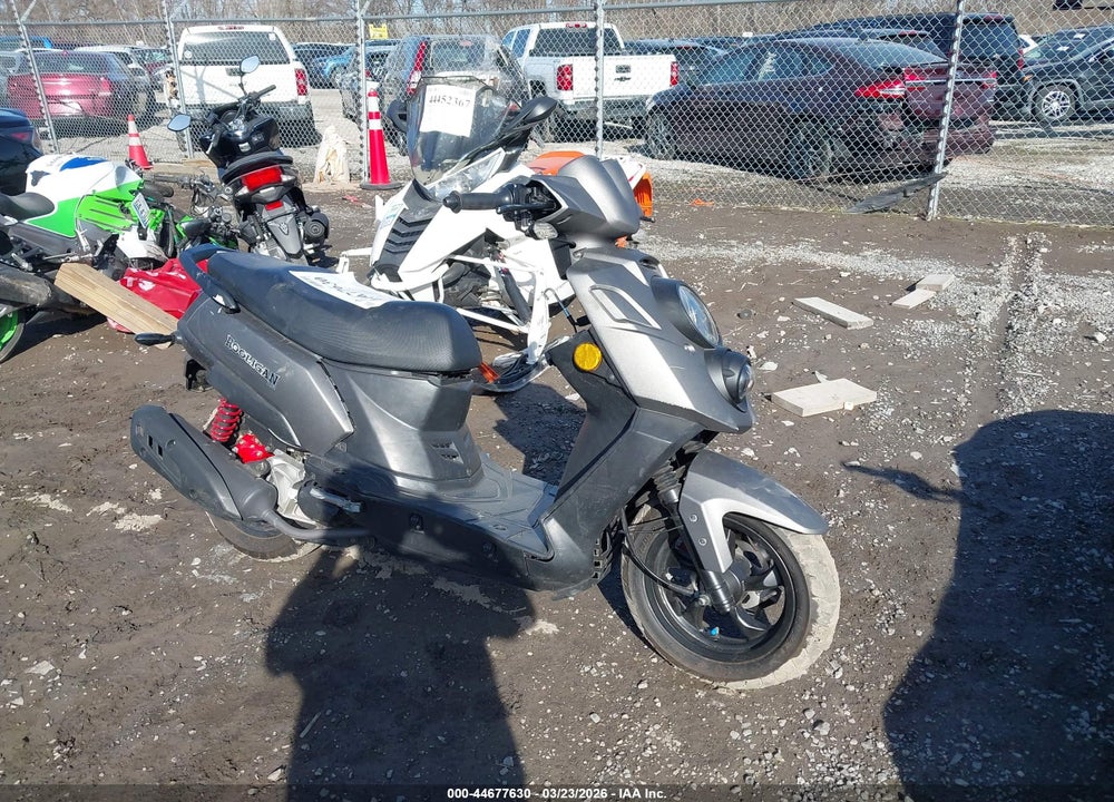2018 GENUINE SCOOTER CO. HOOLIGAN 170I VIN: RFVBFBF93J1001511