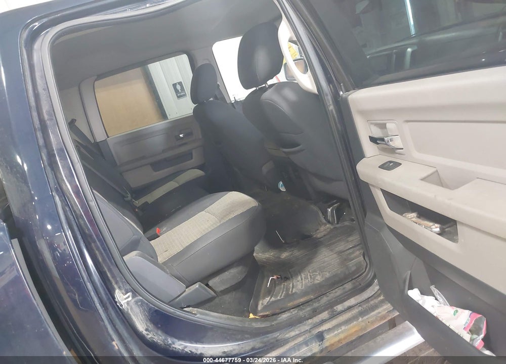 2012 RAM 1500 SLT VIN: 1C6RD7LT3CS169066