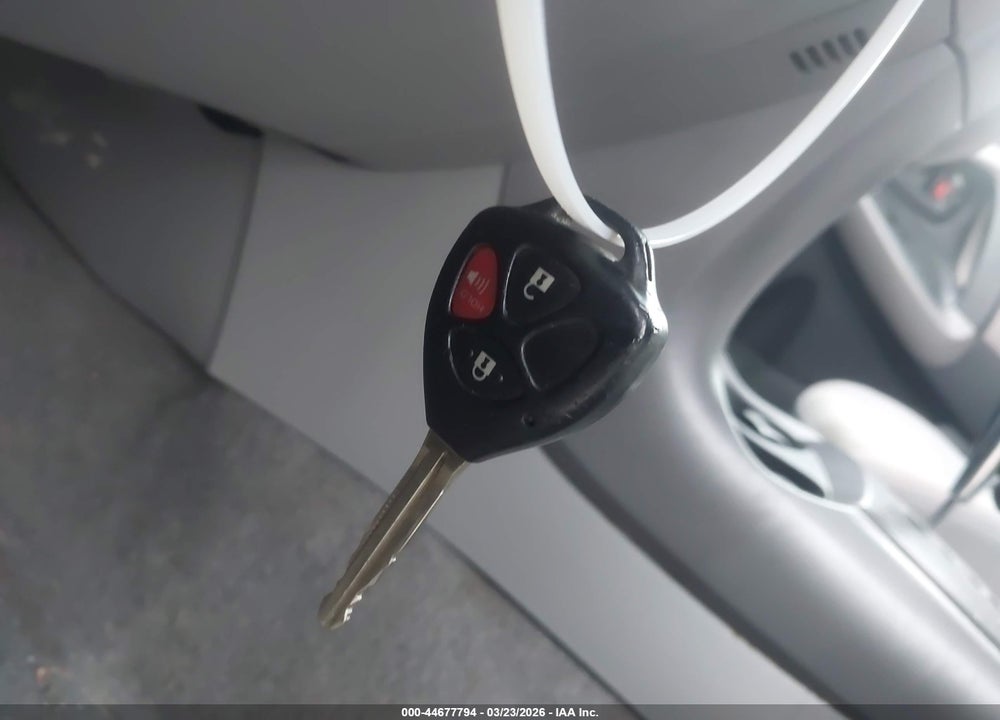 2007 TOYOTA RAV4 VIN: JTMBD33V176054565