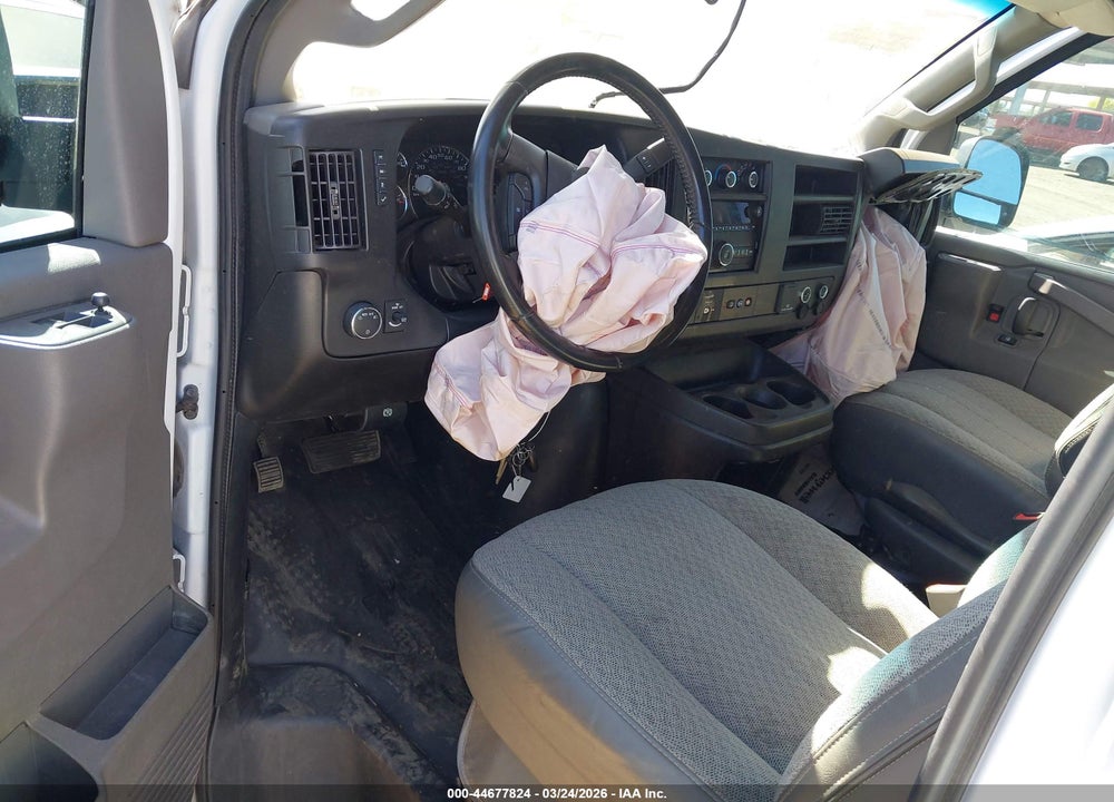 2022 CHEVROLET EXPRESS CARGO RWD 2500 REGULAR WHEELBASE WT VIN: 1GCWGAFP1N1270257
