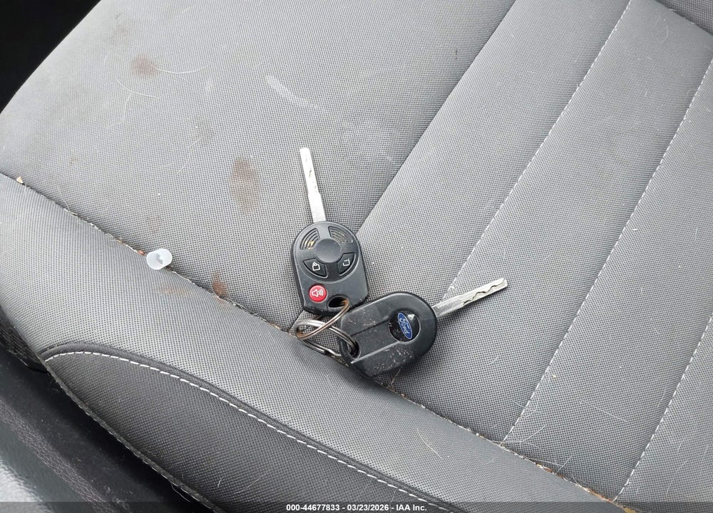 2017 FORD ESCAPE S VIN: 1FMCU0F79HUB72260